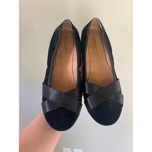 Vionic Maria Black Suede Shoes Slip On Flats Round Toe Womens 7 Wide